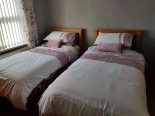 Отели типа «постель и завтрак» Sleepy Hollow B&B Донегол Двухместный номер Делюкс с 2 отдельными кроватями-6